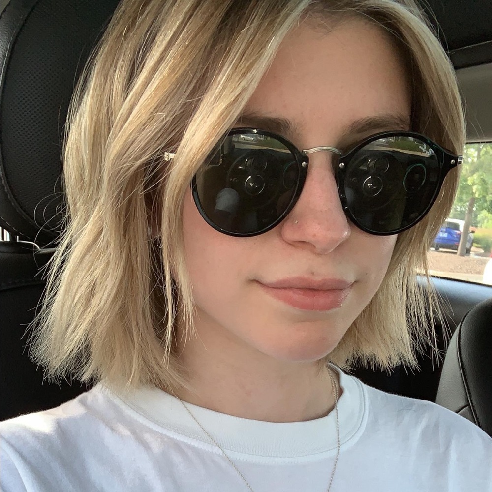 Meet your Posher, Erin